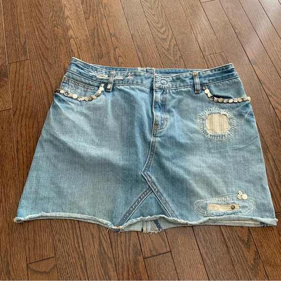Handmade Handcrafted Repurposed Denim Embellished Y2k Skirt Size Unknown - Picture 2 of 12